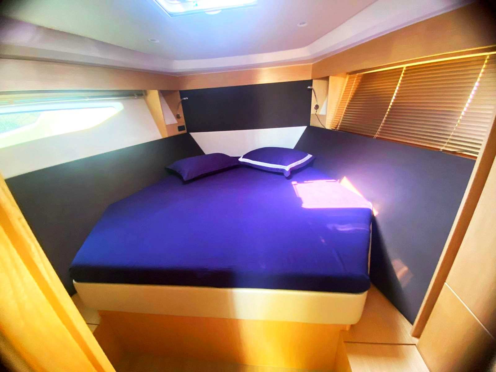M/Y BLK