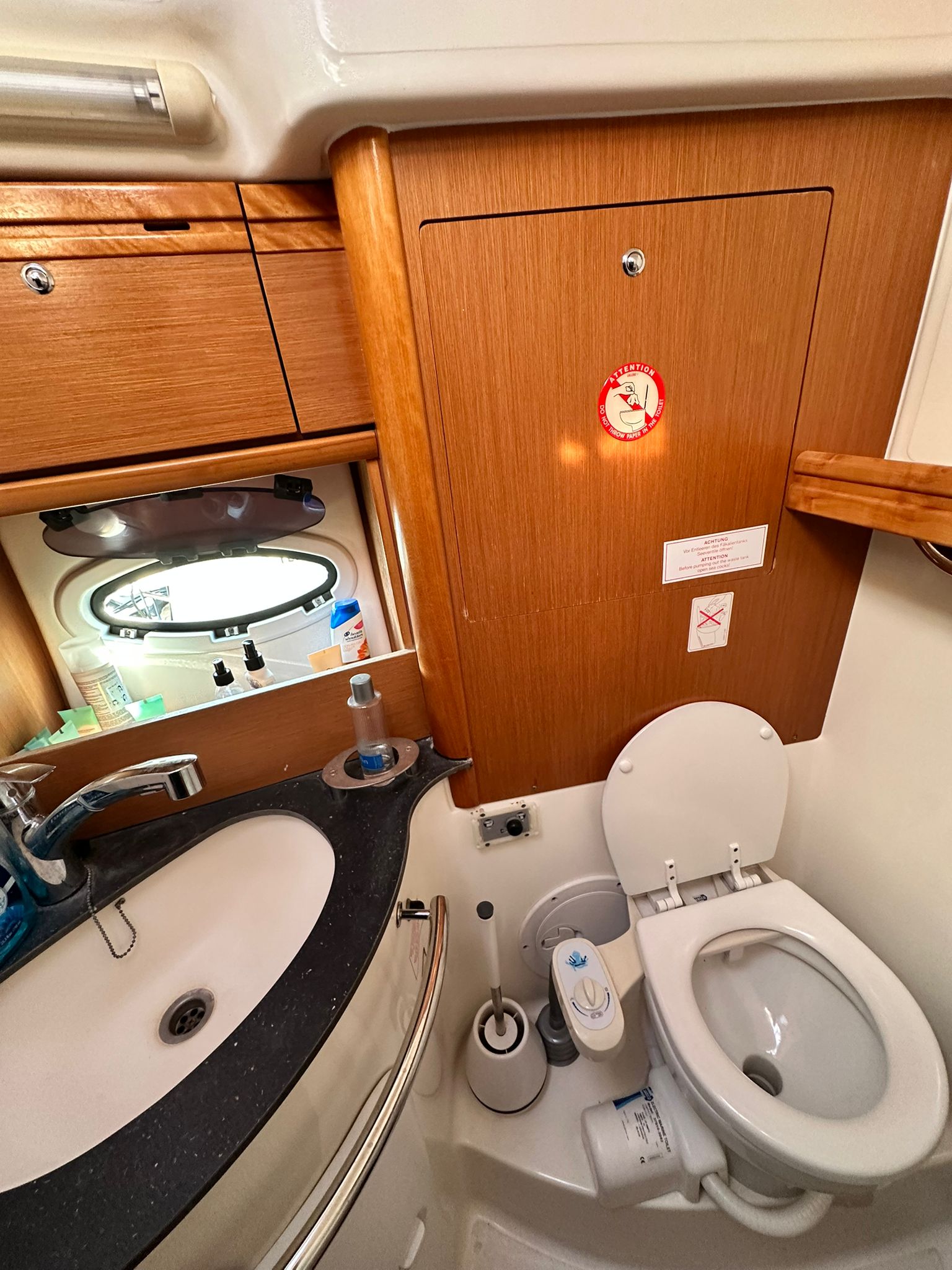 M/Y EST